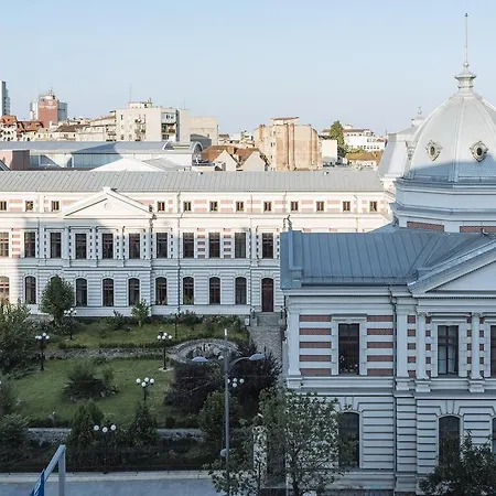 Universitate Heart View * Boekarest